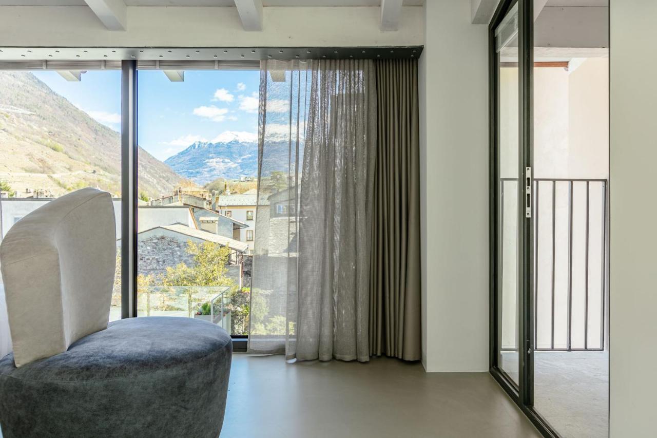 Domus Cavour Rooms&Suites Тирано Экстерьер фото