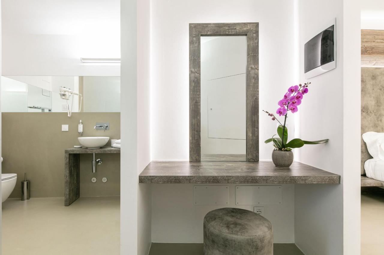 Domus Cavour Rooms&Suites Тирано Экстерьер фото