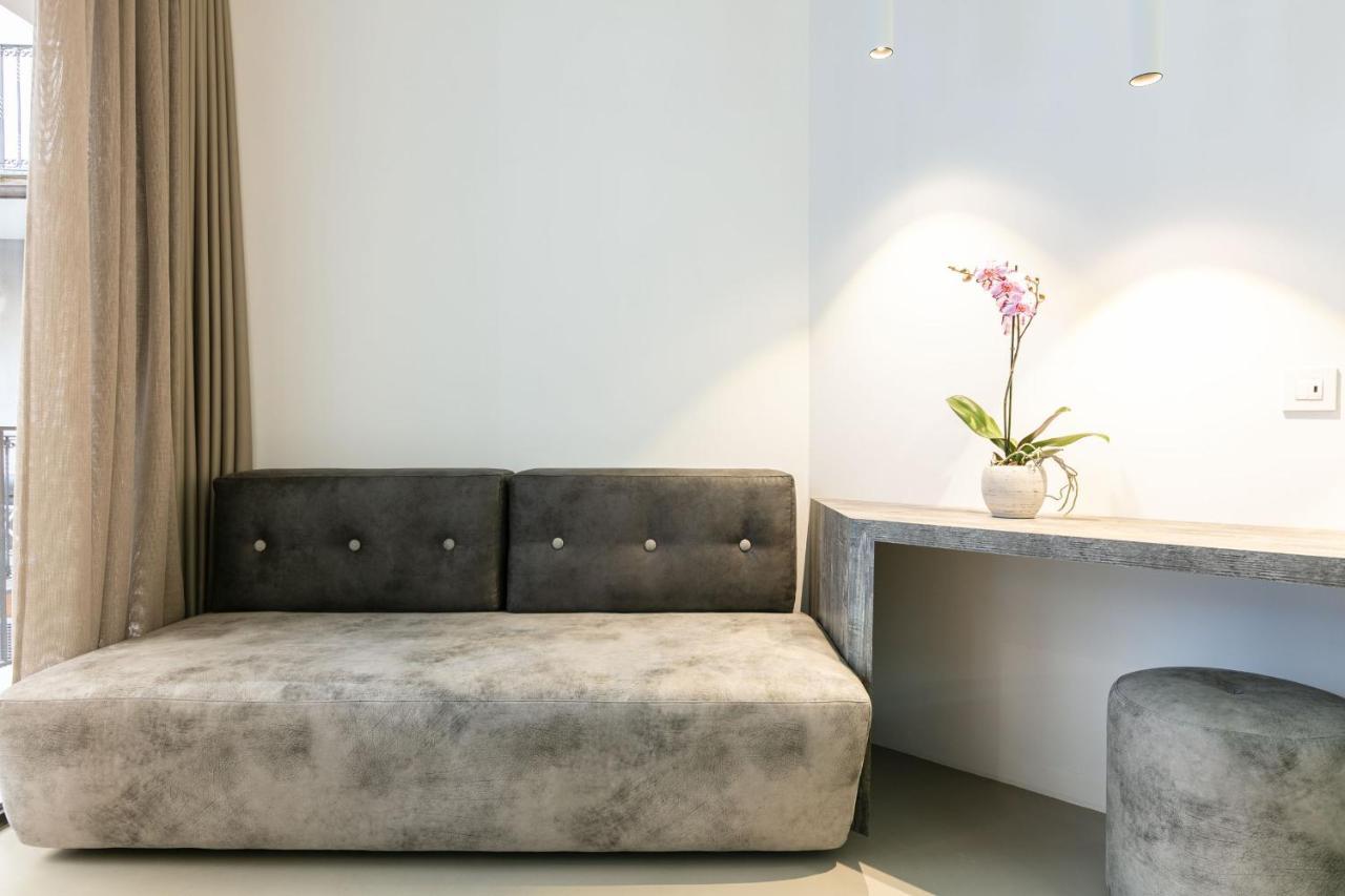 Domus Cavour Rooms&Suites Тирано Экстерьер фото