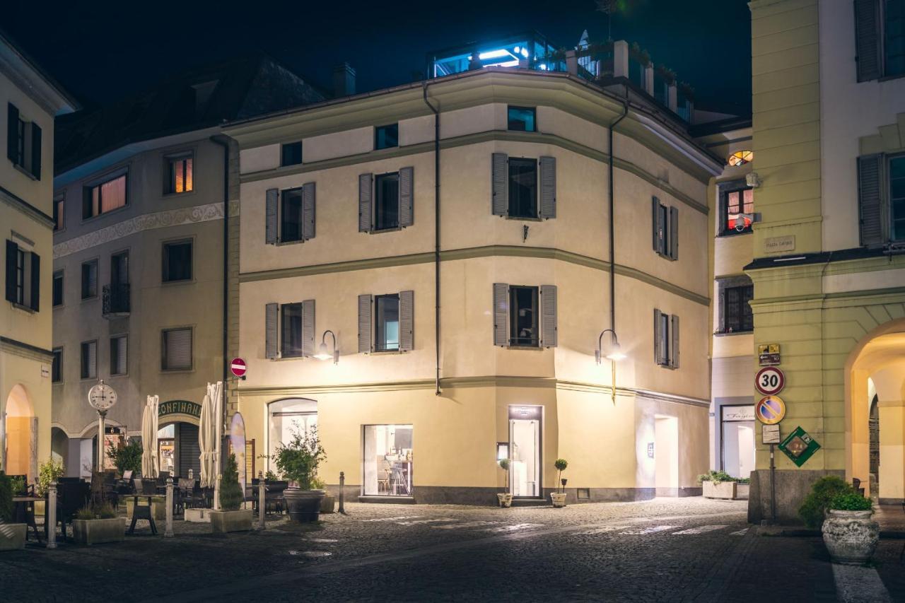 Domus Cavour Rooms&Suites Тирано Экстерьер фото