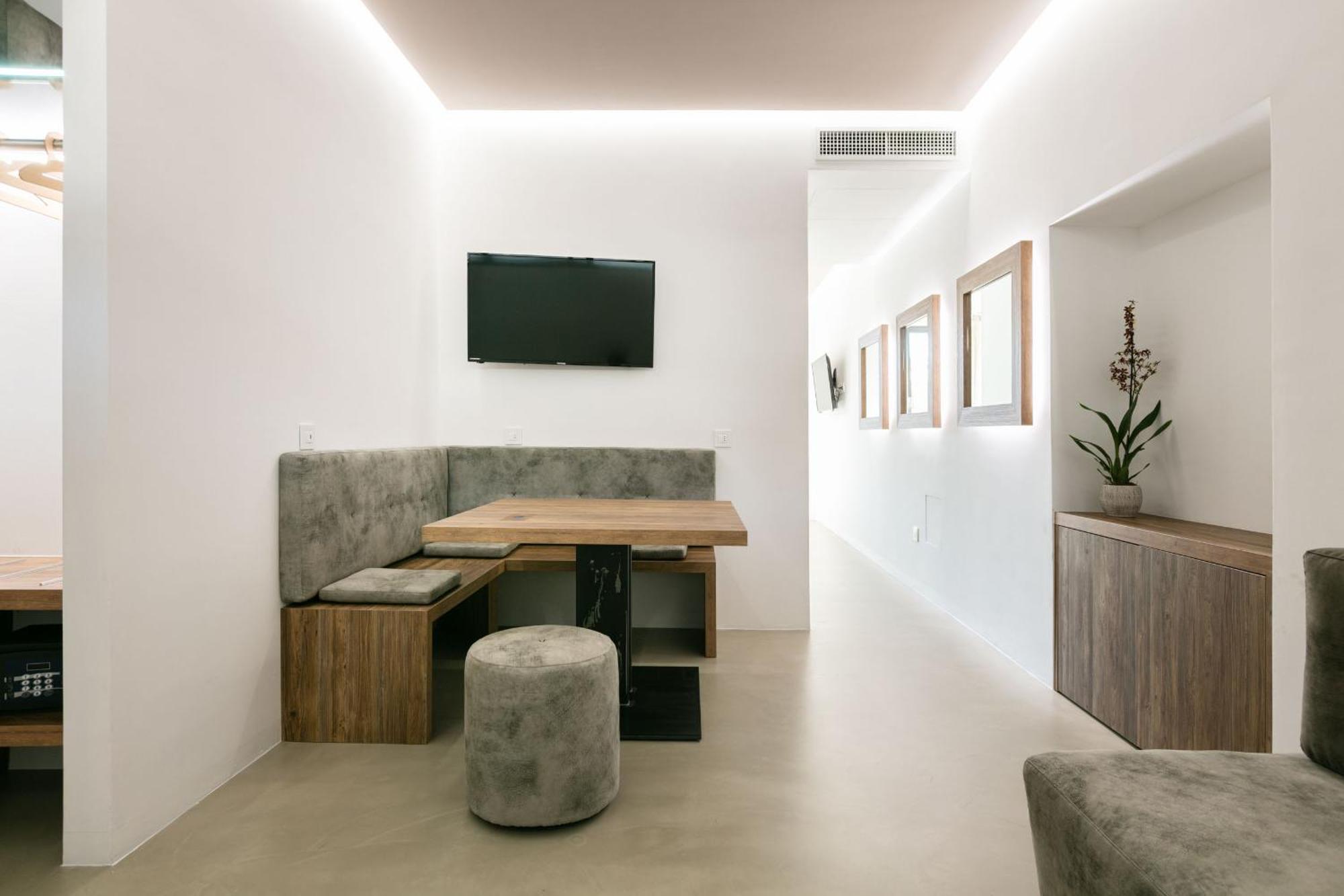 Domus Cavour Rooms&Suites Тирано Номер фото