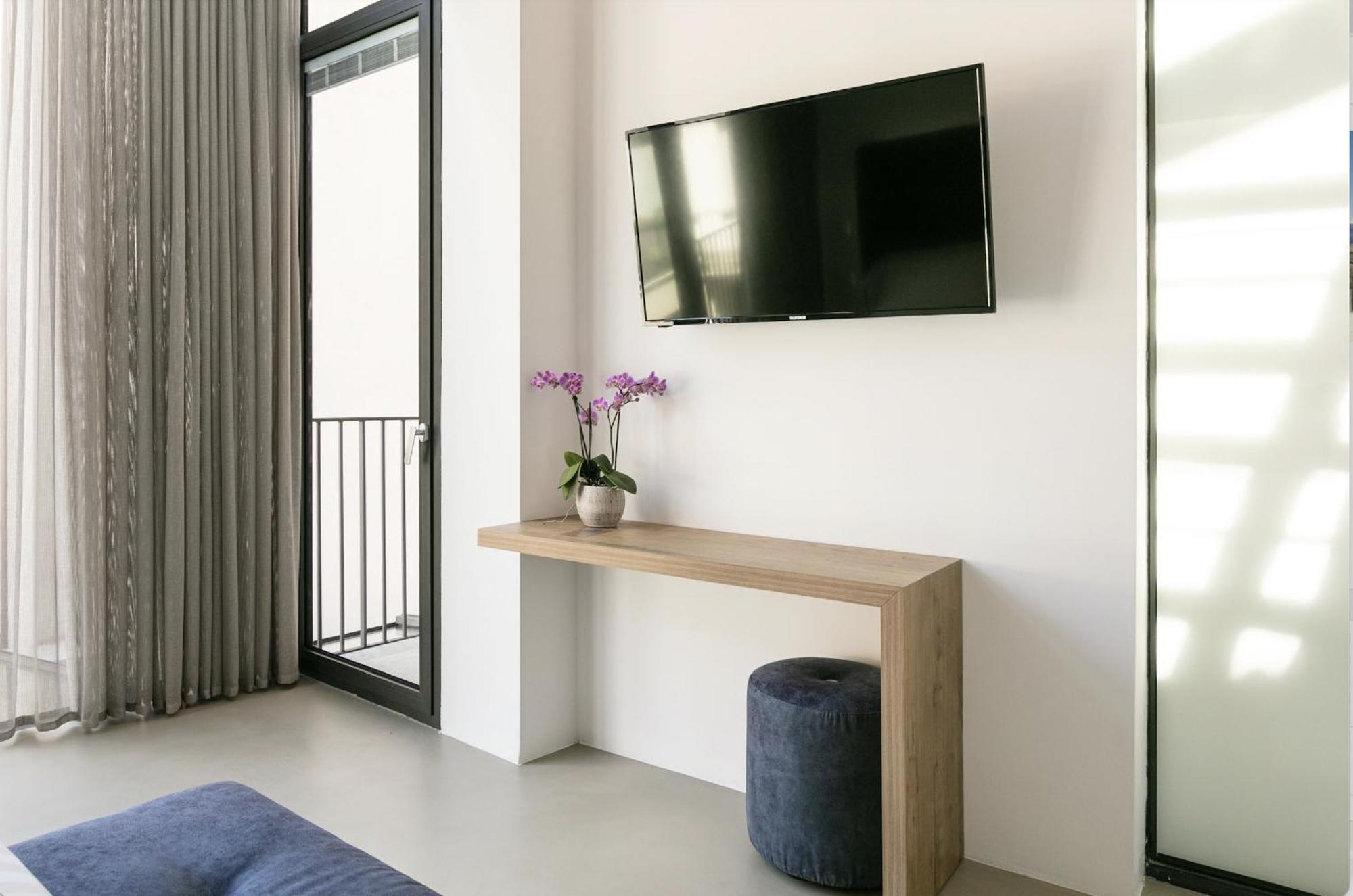 Domus Cavour Rooms&Suites Тирано Номер фото